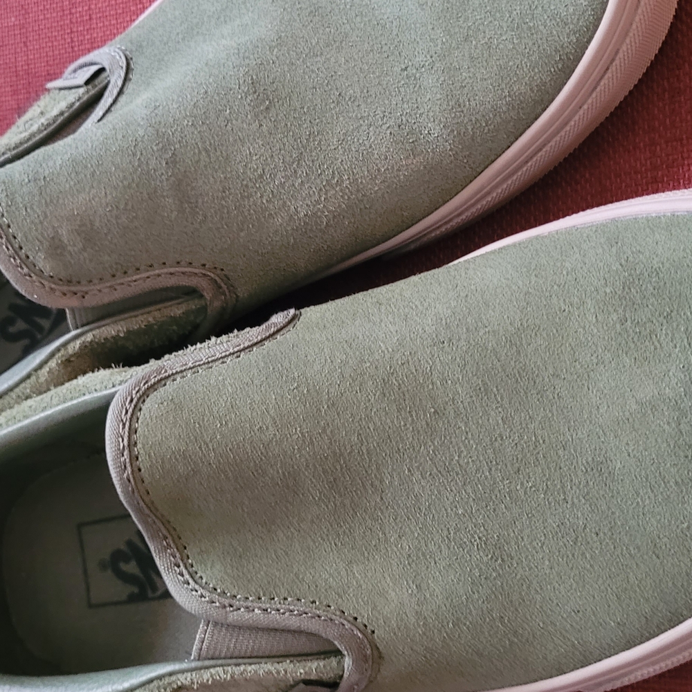 Vans Green Suede Slip-On Sneakers unisex